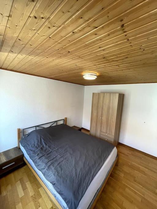 Appartement Avec Love Room Payerne Exterior foto